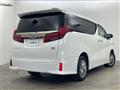 2022 Toyota Alphard Hybrid