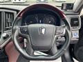 2015 Toyota Crown Hybrid