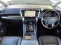 2018 Toyota Alphard Hybrid