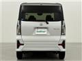 2022 Daihatsu Tanto