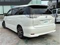 2013 Toyota Estima