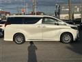 2018 Toyota Alphard Hybrid