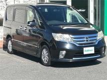 2013 Nissan Serena