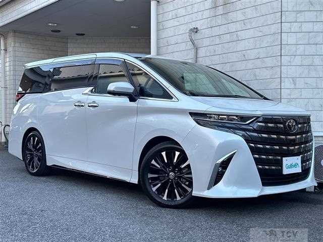 2023 Toyota Alphard Hybrid