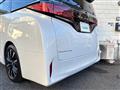 2023 Toyota Alphard Hybrid