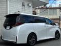 2023 Toyota Vellfire
