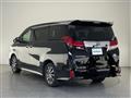 2015 Toyota Alphard Hybrid