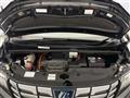 2015 Toyota Alphard Hybrid