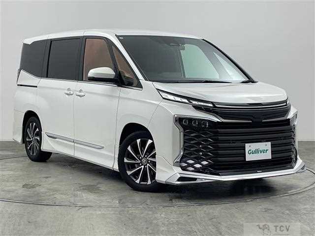 2025 Toyota Voxy
