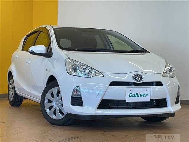 2013 Toyota AQUA
