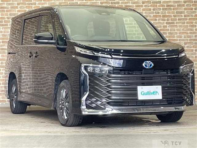2025 Toyota Voxy