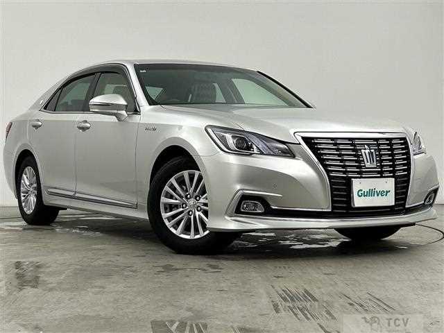 2016 Toyota Crown Hybrid