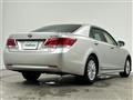 2016 Toyota Crown Hybrid
