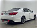 2014 Toyota Crown Hybrid