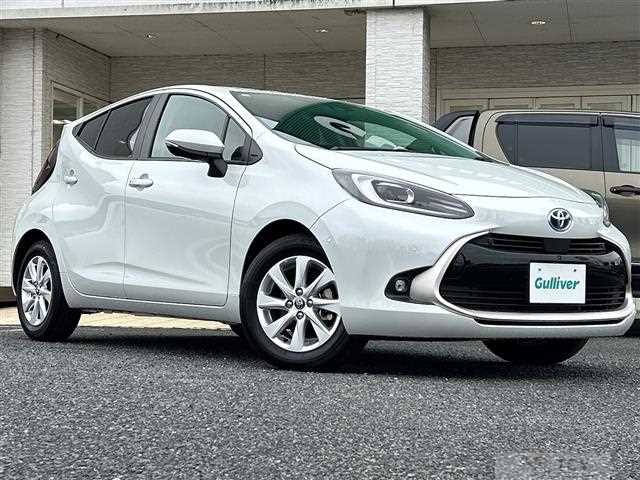 2024 Toyota AQUA