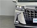 2019 Toyota Alphard Hybrid