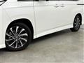 2025 Toyota Voxy