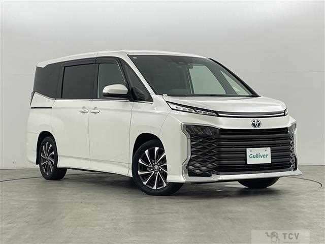 2023 Toyota Voxy