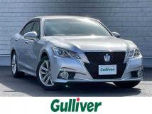 2014 Toyota Crown Hybrid
