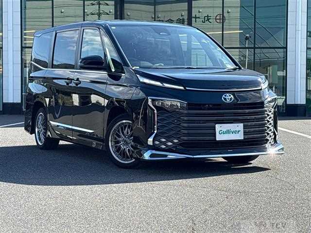2022 Toyota Voxy
