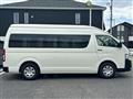 2026 Toyota Hiace Commuter