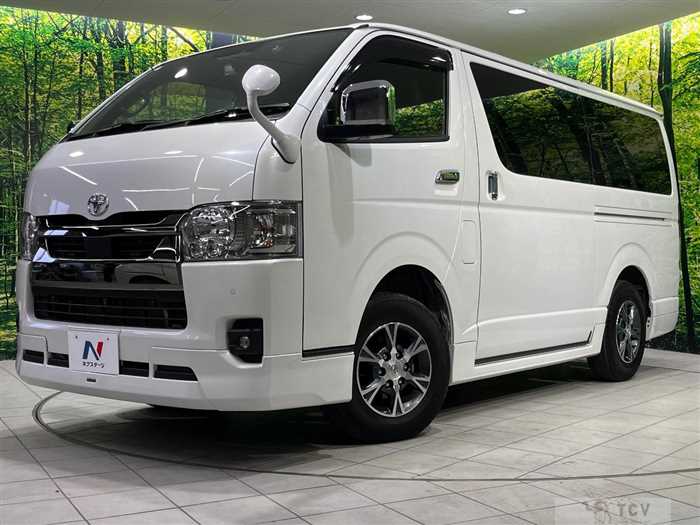 2022 Toyota Hiace Van