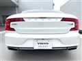 2017 Volvo S90