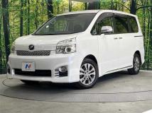2012 Toyota Voxy