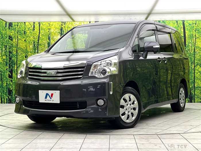 2013 Toyota Noah