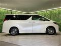 2017 Toyota Alphard