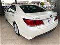 2013 Toyota Crown Hybrid