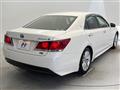 2013 Toyota Crown Hybrid