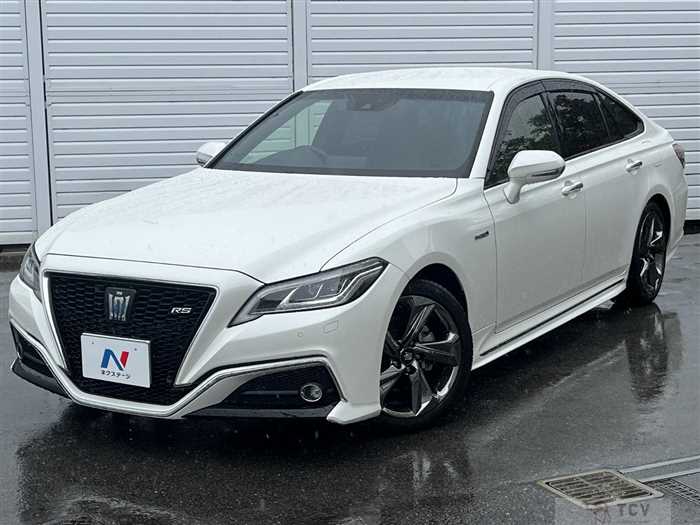 2020 Toyota Crown Hybrid