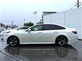 2020 Toyota Crown Hybrid