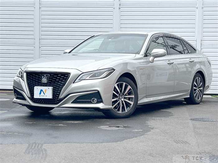2020 Toyota Crown Hybrid