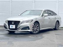 2020 Toyota Crown Hybrid