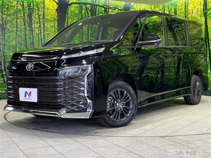 2025 Toyota Voxy
