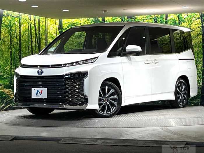 2025 Toyota Voxy