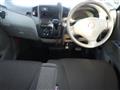 2013 Nissan ROOX