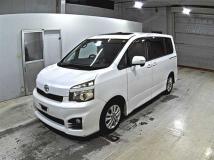 2010 Toyota Voxy
