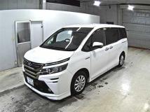 2014 Toyota Voxy