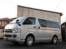2009 Toyota Hiace Van
