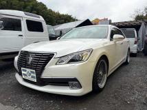 2013 Toyota Crown