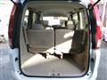 2009 Nissan Serena