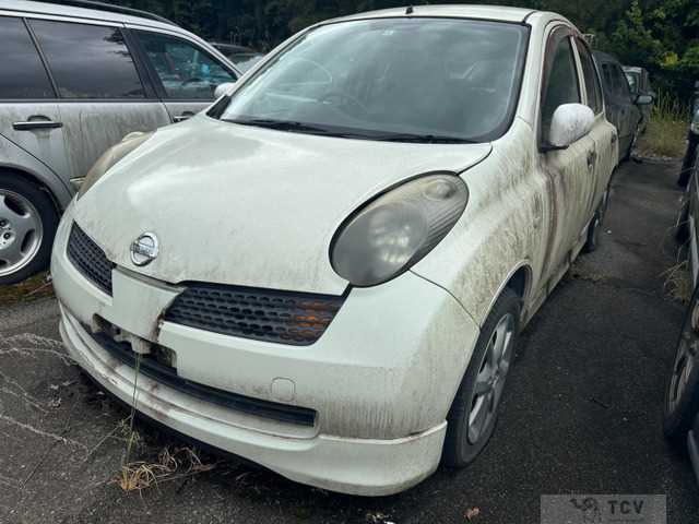 2004 Nissan March