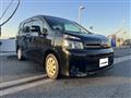 2013 Toyota Voxy