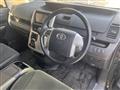 2013 Toyota Voxy