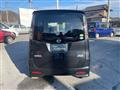 2012 Nissan ROOX