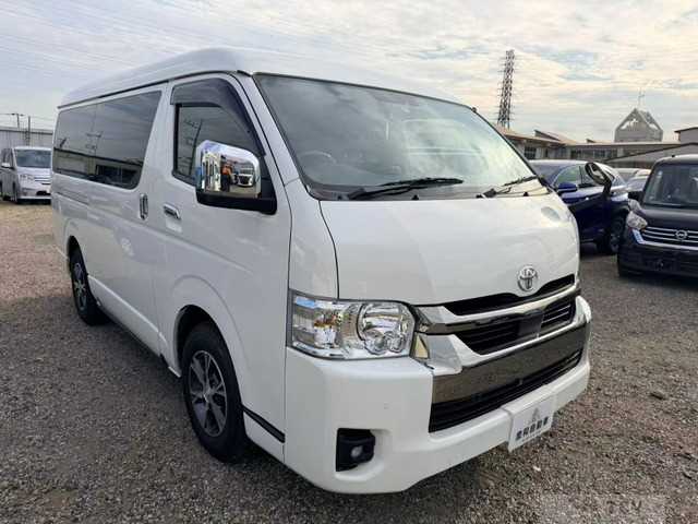 2022 Toyota Hiace Van