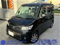 2013 Nissan ROOX